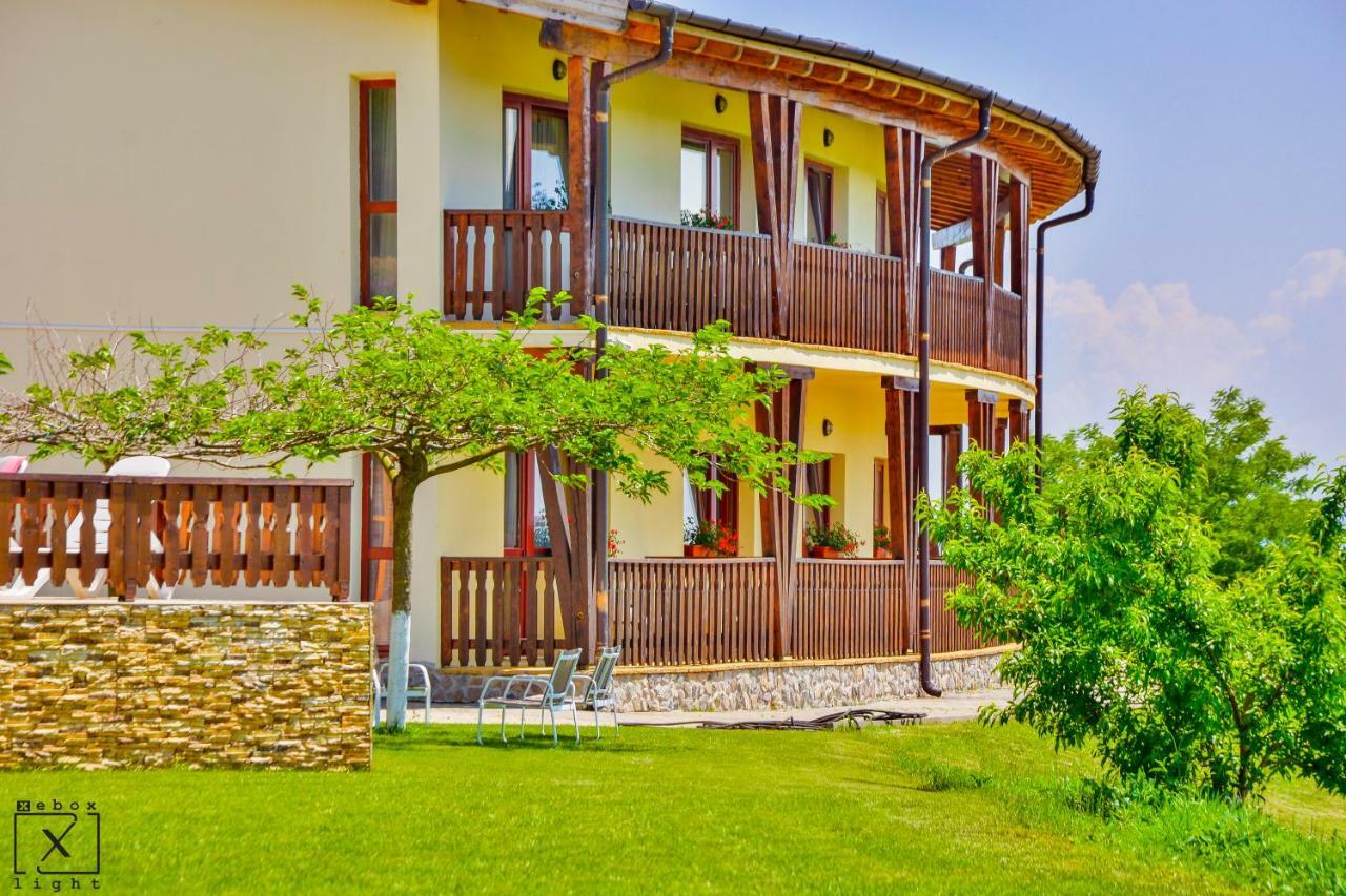 Pensiunea Casa Buna Gîrbova 外观 照片